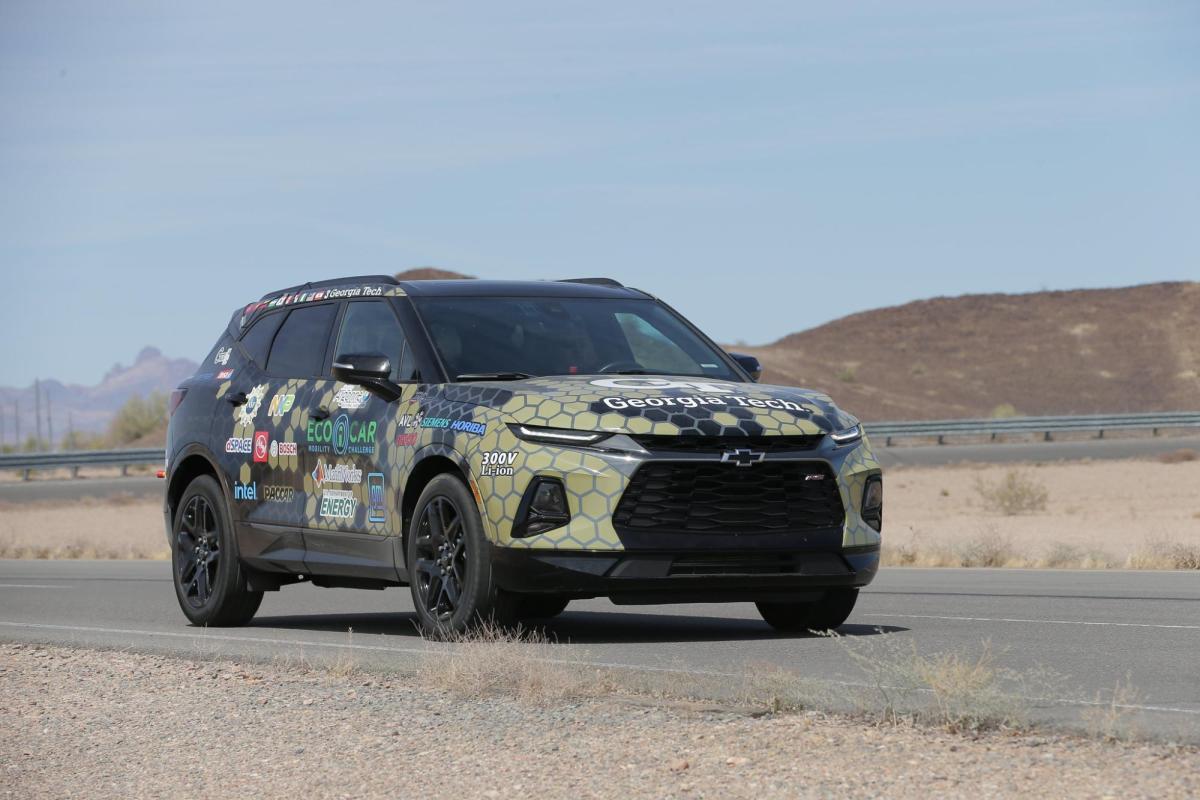Teams drove 173 miles through the desert in hot temperatures.